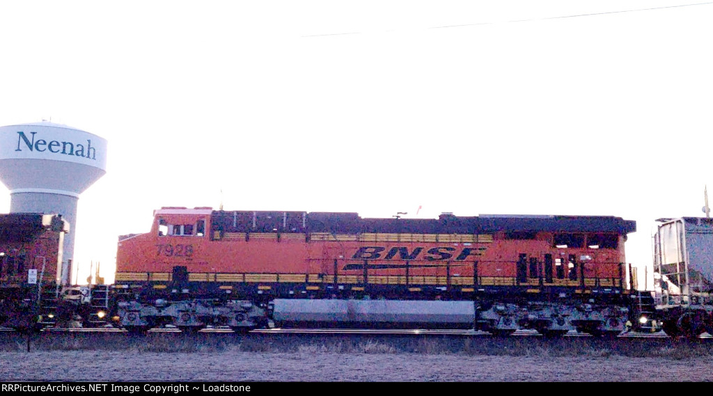 BNSF 7928